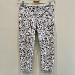 Lululemon Wunder Under Not So Petite Fleur Silver Soon Crop Leggings - Size: 6